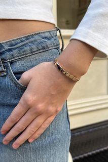 (Category: ) located in . Submitted by chellzcloset (Listing ID 1404551813, Image 1). Description: .