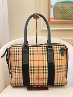 (Category: ) located in . Submitted by luxshare_preloved_ (Listing ID 1404418758, Image 1). Description: .