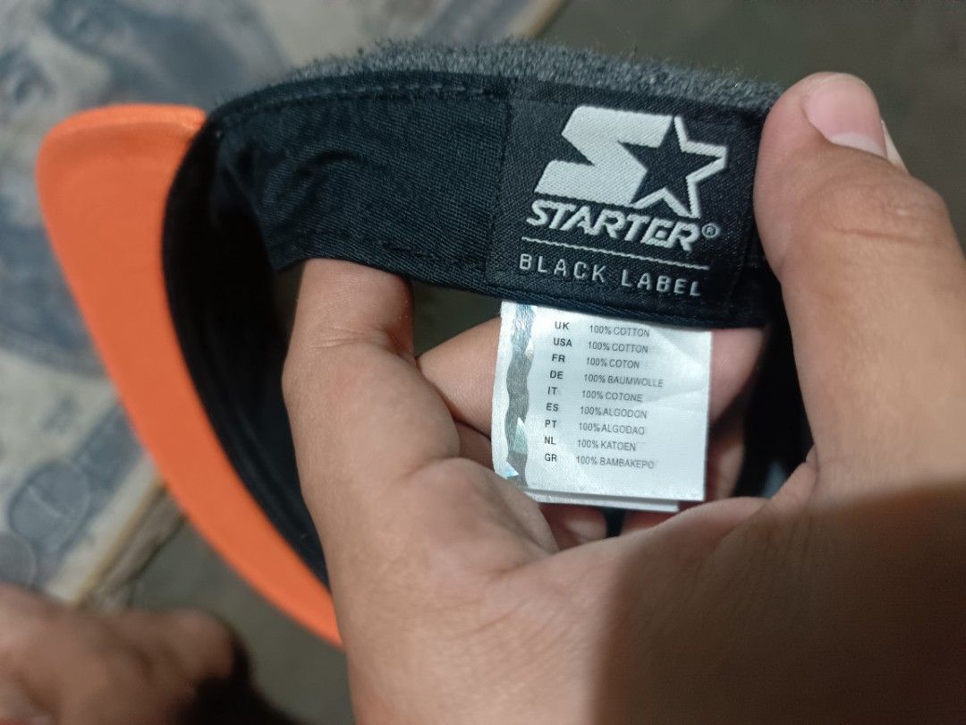 CARHARTT X STARTER CAP (Category: Caps & Hats) located in General Santos City (Dadiangas). Submitted by princethriftz101 (Listing ID 1404517911, Image 3). Description: •Color rate 9/10 •Excellent Condition •Issue: minimal crack sa leather patch Unli vouch unli vc with item Pwede add sa FB for vouch para panatag Payment first Jnt or Cod LBC LOCATION: General Santos City, Mindanao, 9500.