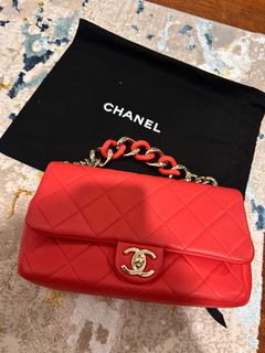 (Category: ) located in . Submitted by preluxe (Listing ID 1404508435, Image 1). Description: .