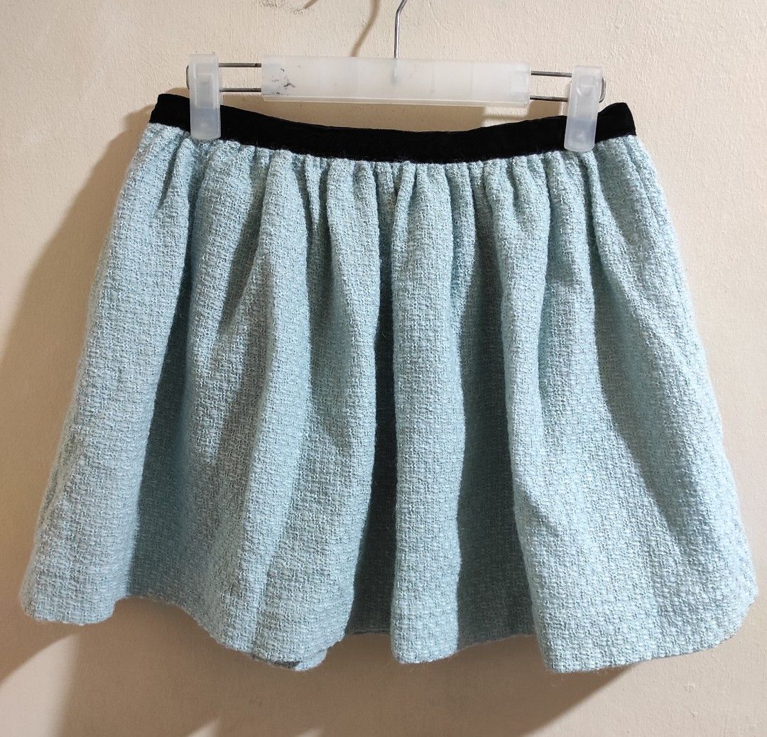 Chanel refined tweed skirt (Category: Luxury Apparel) located in Manila. Submitted by luxxxxxxxx.x (Listing ID 1404495590, Image 2). Description: chanel refined tweed skirt excellent condition dead stock with tags waist 28" length 14.5".