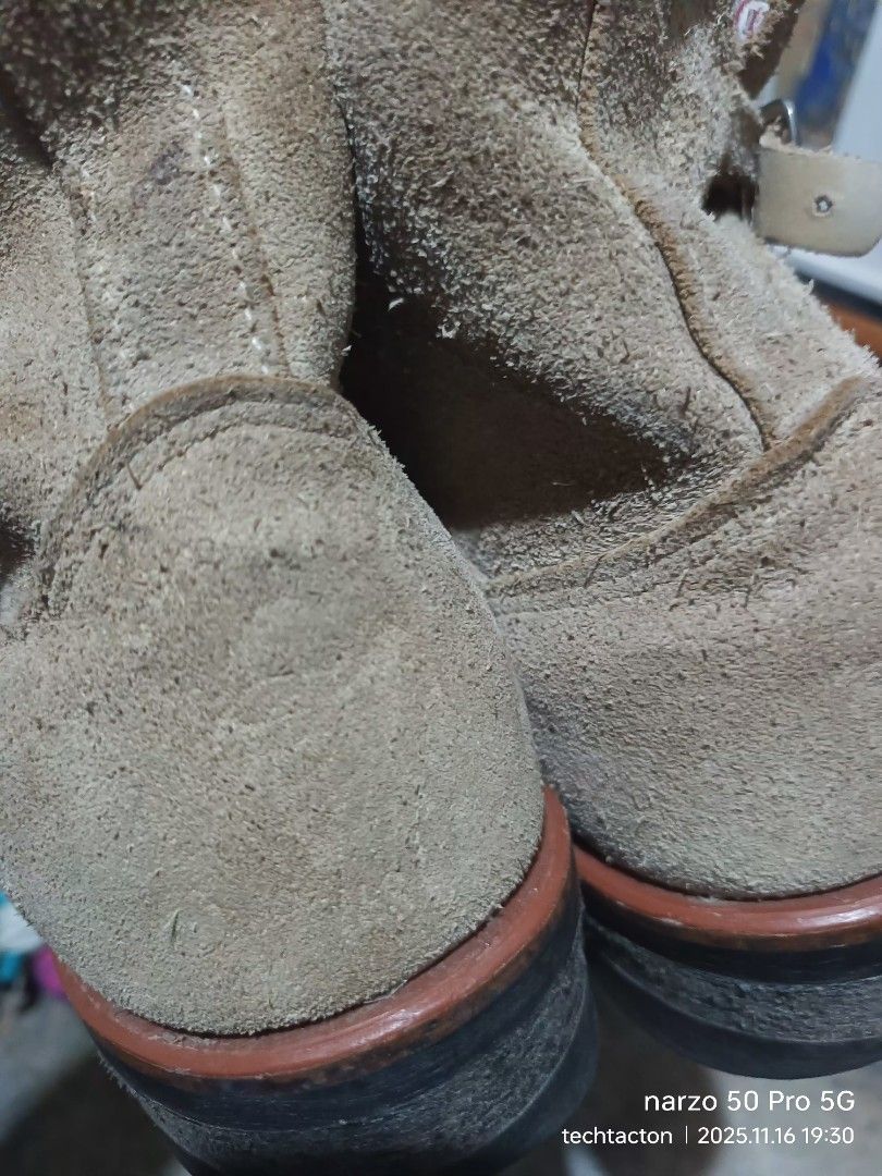 Chippewa Sand Suede Engineer Boots (Category: Boots) located in Santo Tomas. Submitted by pickers_corner (Listing ID 1404531557, Image 3). Description: Chippewa Sand Suede Engineer Boots, Men's, Beige, 91070, Steel Toe, Goodyear Welt Construction, Vibram Sole. size 10E Very good condition minimal heel drag price.