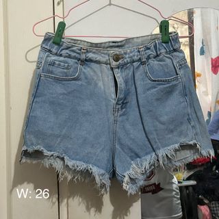 (Category: ) located in . Submitted by m_declutter (Listing ID 1404391522, Image 1). Description: .