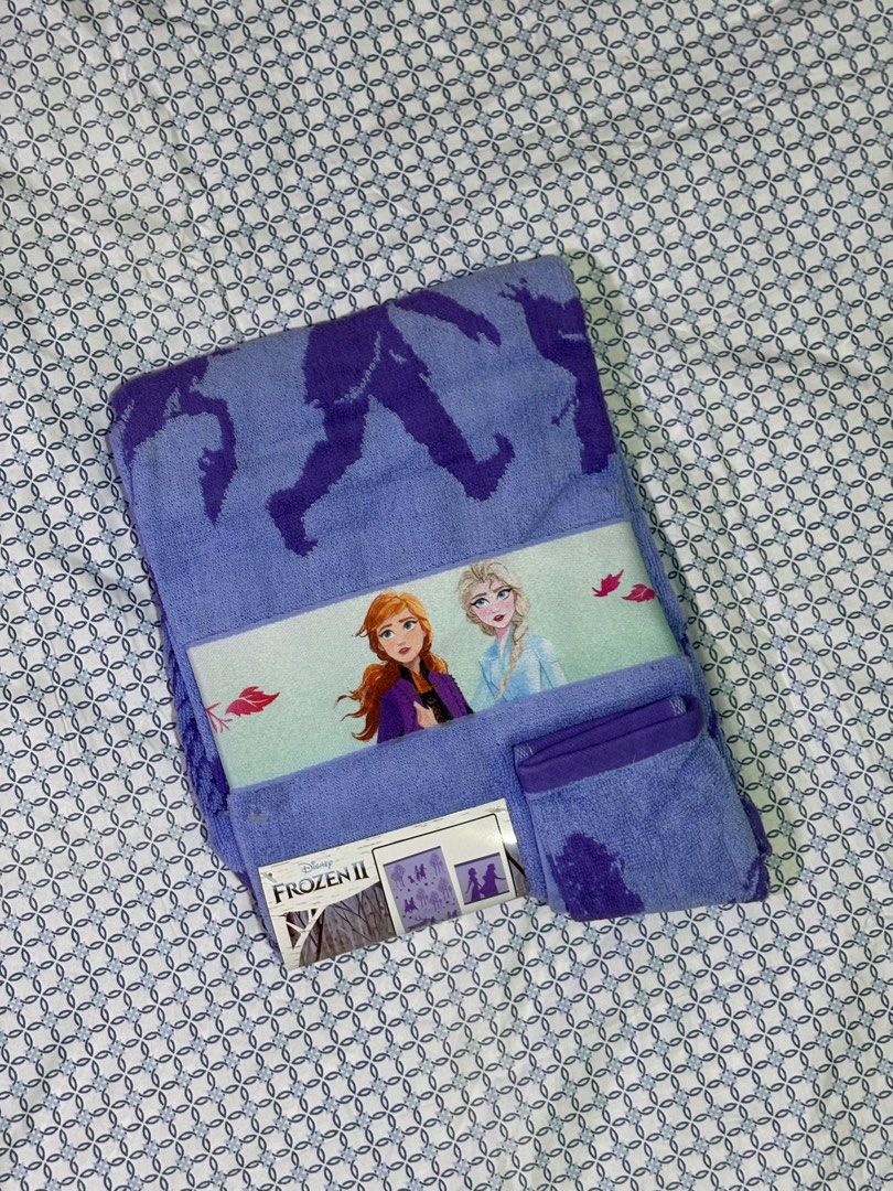 Disney Frozen II 2-Piece Bath Set (Category: Bathtub & Bath Accessories) located in Manila. Submitted by rlpimportedgoods (Listing ID 1404486466, Image 1). Description: Official Disney Frozen II towel - Brand new from USA - Design: Features a vibrant picture of Anna and Elsa with beautiful purple/lavender fabric and silhouette prints. - Material: 100% Cotton (Algodón), exclusive of decoration. Soft and highly absorbent. - Color: Purple/Lavender.
