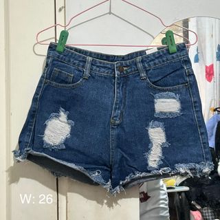 (Category: ) located in . Submitted by m_declutter (Listing ID 1404392404, Image 1). Description: .