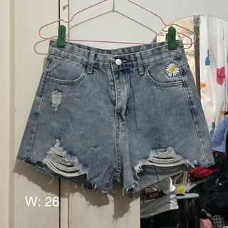 (Category: ) located in . Submitted by m_declutter (Listing ID 1404392408, Image 1). Description: .