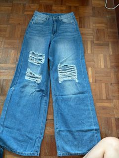 (Category: ) located in . Submitted by hello23464627 (Listing ID 1404448948, Image 1). Description: .