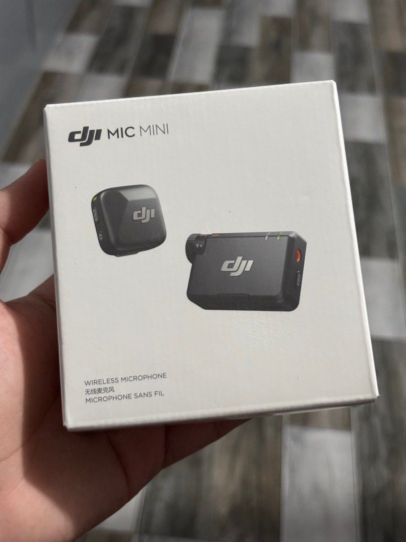 DJI Mic Mini with transmitter and receiver (Category: Microphones) located in Manila. Submitted by aldrin_jeth (Listing ID 1404445532, Image 1). Description: sealed 1 mic and 1 receiver Malolos Bulacan location also available for LBC COP and Lalamove delivery.