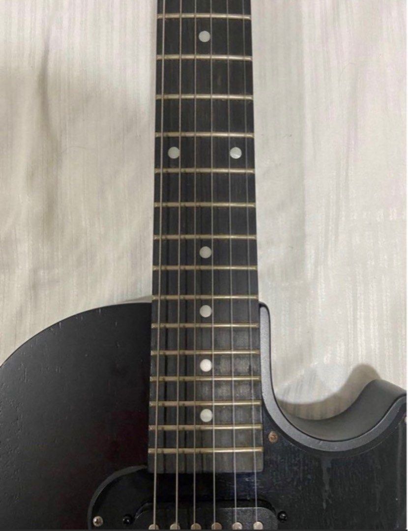 Epiphone Les Paul Melody Maker E1 Vintage Sunburst (Category: Musical Instruments) located in Mandaluyong City. Submitted by joaquindeleon (Listing ID 1404511778, Image 3). Description: Epiphone Les Paul Melody Maker E1 Vintage Sunburst Bought in Vertis North, Ayala in 2019 RFS: Bought a new guitar Pros: Fully functioning pickups Cons: Knicks and scratches on the body and on the neck of the guitar due to age and usage. Faulty input, cracks and po