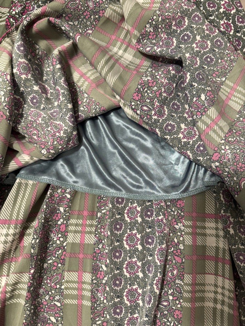 Floral and Plaid long Skirt esoteric (Category: Skirts) located in Manila. Submitted by anhanapmo (Listing ID 1404416664, Image 1). Description: - Unique patchwork design with floral and plaid patterns - Comfortable elastic waistband - Silky lining for added comfort - Flowing, stylish silhouette - Color palette: violet, pink, gray,and white.
