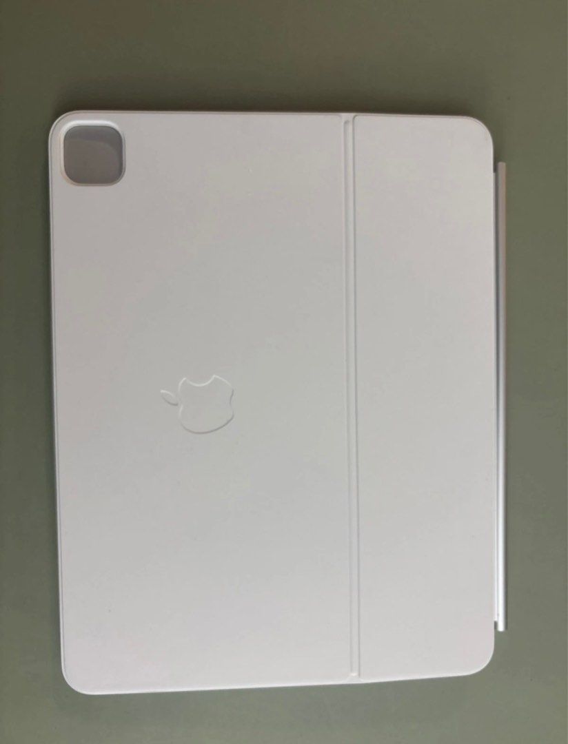 [FREE DELIVERY] iPad Magic Keyboard 13” m4 m5
