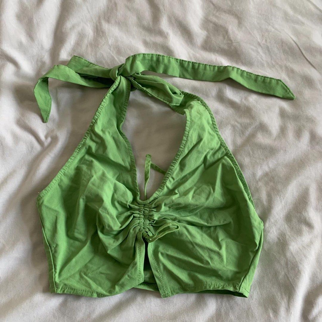 H&M Halter Drawstring Top (Category: Sleeveless) located in Manila. Submitted by itemsby_jm (Listing ID 1404532501, Image 3). Description: ✨ DECLUTTERRING ✨ • Size XS on tag • 10/10 condition, no flaws 💗 DM for any inquiries ☺️ 💰Mode of payment: Gcash ~ Note: Payment first .