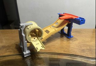 (Category: ) located in . Submitted by little_aiashop (Listing ID 1404467706, Image 1). Description: .