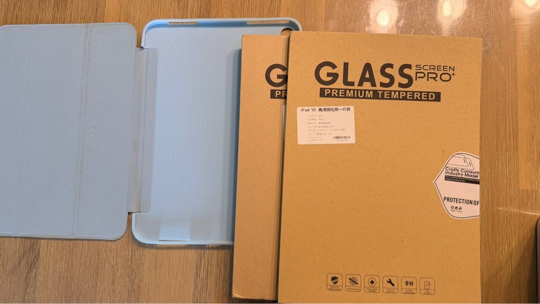 iPad 10th Screen Protector & Case Bundle (Category: Cases & Sleeves) located in Singapore. Submitted by jia_mikaaa (Listing ID 1404418620, Image 1). Description: For iPad 10 Brand new screen protector x2 One lightly used iPad case .