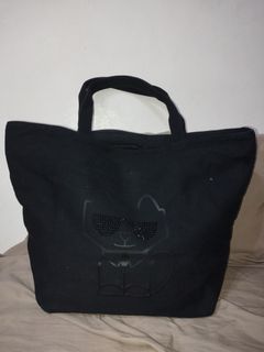 (Category: ) located in . Submitted by shopaholic_cousins (Listing ID 1404408867, Image 1). Description: .