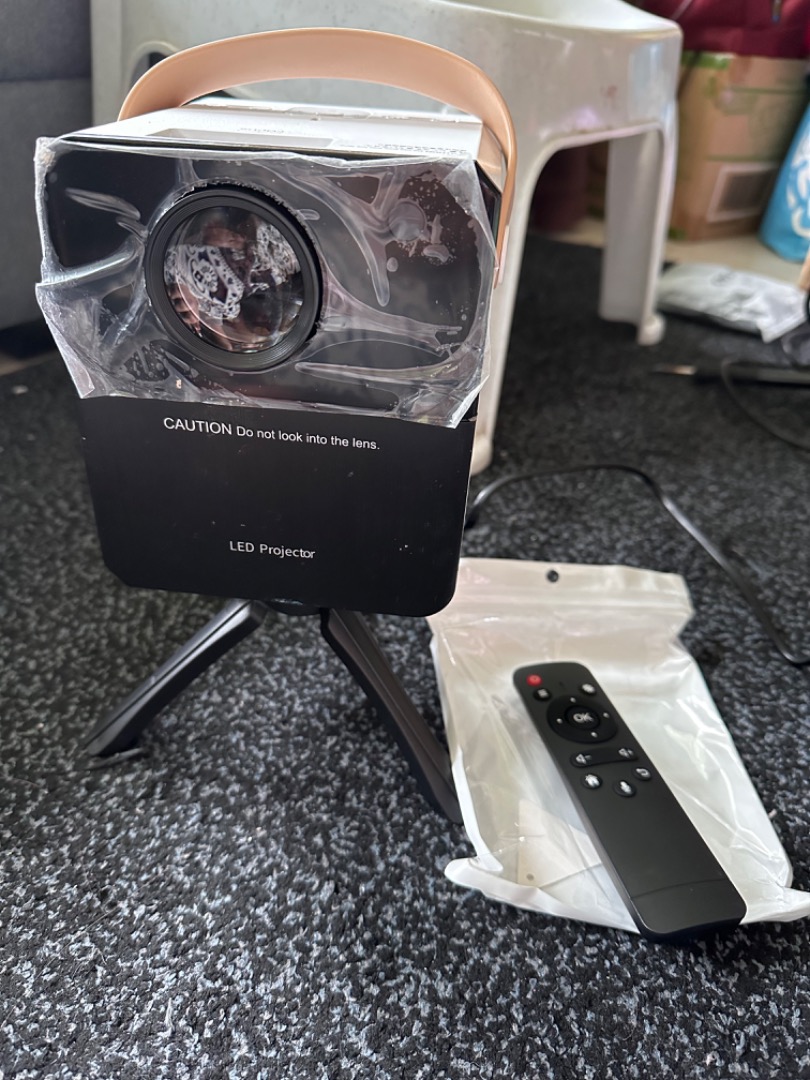 LED Projector with Remote, TV & Home Appliances, TV & Entertainment ...