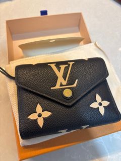 (Category: ) located in . Submitted by yiheng01 (Listing ID 1404450523, Image 1). Description: .