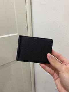 (Category: ) located in . Submitted by think.preloved_ (Listing ID 1404485374, Image 1). Description: .