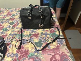 (Category: ) located in . Submitted by therese1226 (Listing ID 1404382336, Image 1). Description: .