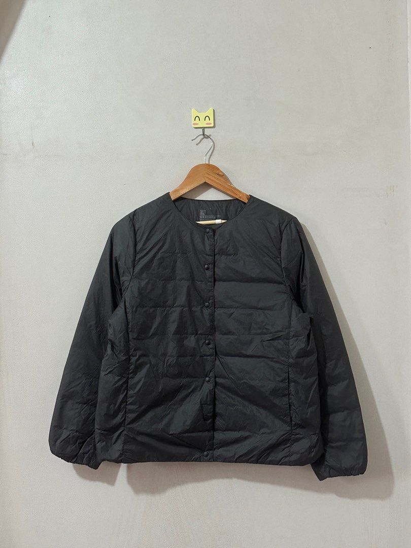 MUJI Seamless Light Down Puffer Jacket Women Large (Category: Coats, Jackets and Outerwear) located in Balanga. Submitted by winterlab_ph (Listing ID 1404450780, Image 2). Description: Code: 0077 Width: 19.5 Length: 23.5 Sleeves: 22.5 Shoulders: 15.