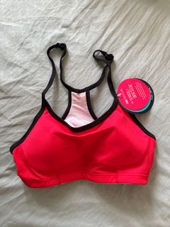 (Category: ) located in . Submitted by byeclothes (Listing ID 1404380629, Image 1). Description: .