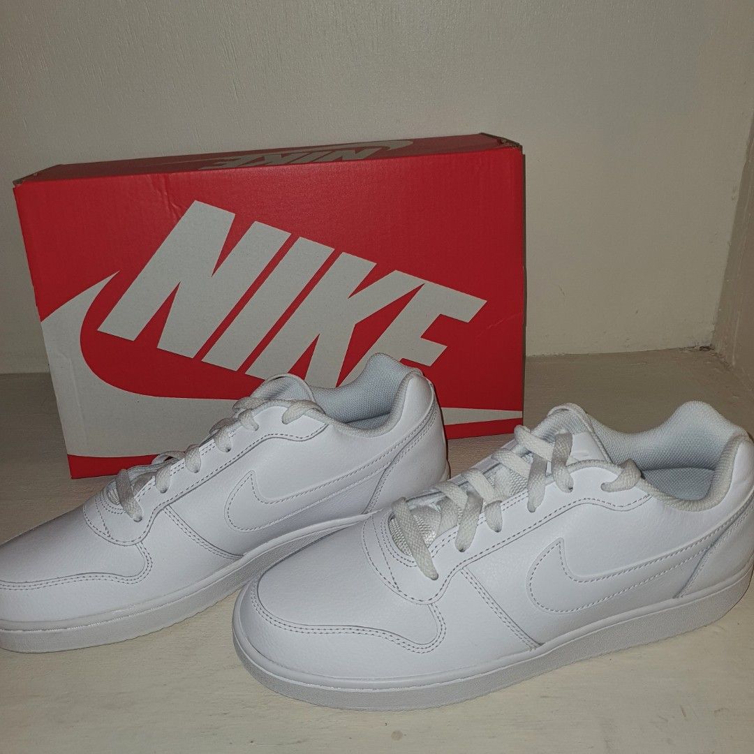 Nike ebernon us 10 leather shoes white (Category: Sneakers) located in Pasig City. Submitted by last_price_posted (Listing ID 1404518407, Image 2). Description: Brand new This is available while posted price indicated is per unit Can be pick up asap at pasig Shipping is available upon your booking, payment must be directly made by you before leaving my place fix price, non negotiable already a bargain For sale only.