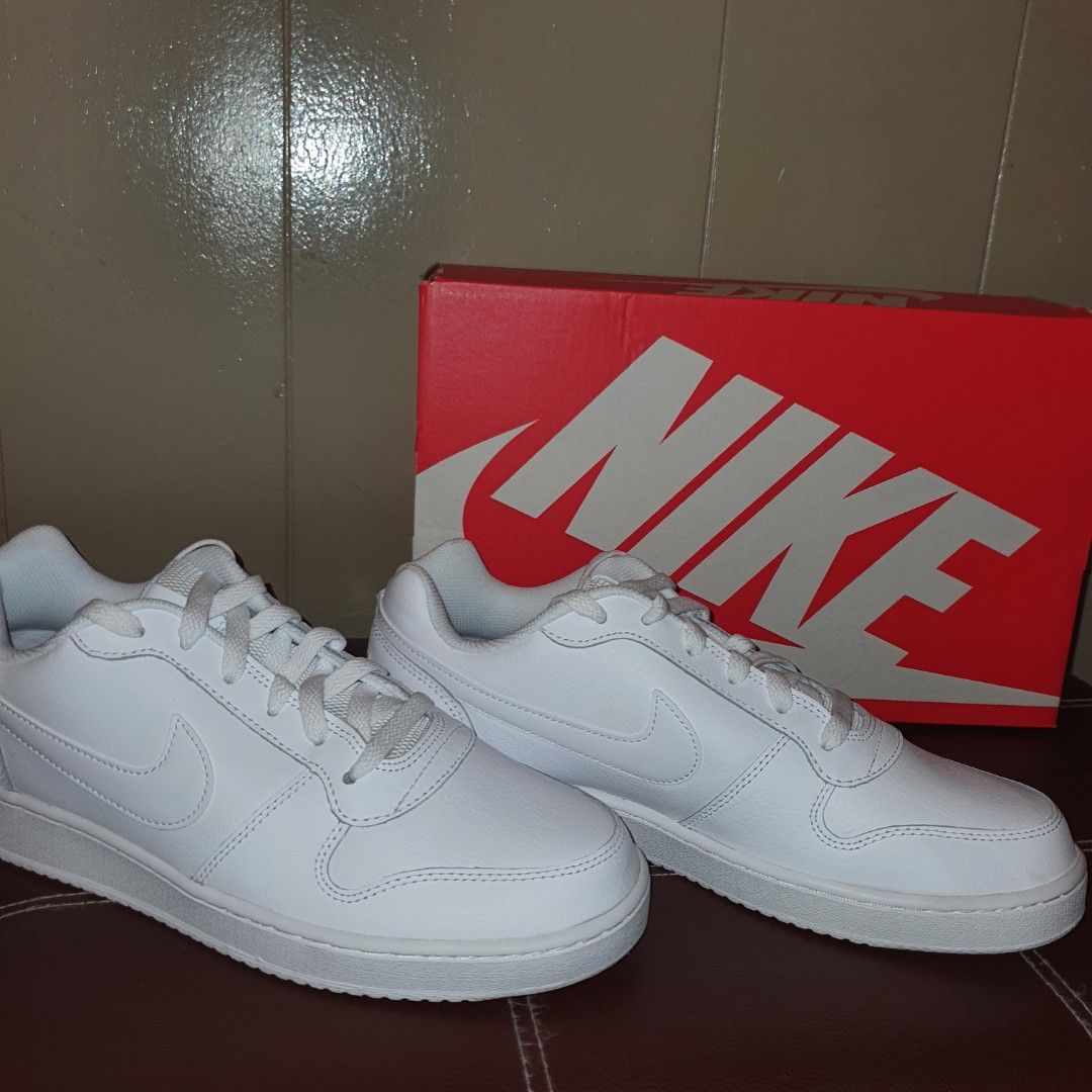 Nike ebernon us 10 white leather shoes (Category: Sneakers) located in Manila. Submitted by mr.fast (Listing ID 1404524529, Image 1). Description: Brand new This is available while posted price indicated is per unit Can be pick up asap at pasig Shipping is available upon your booking, payment must be directly made by you before leaving my place fix price, non negotiable already a bargain For sale only.