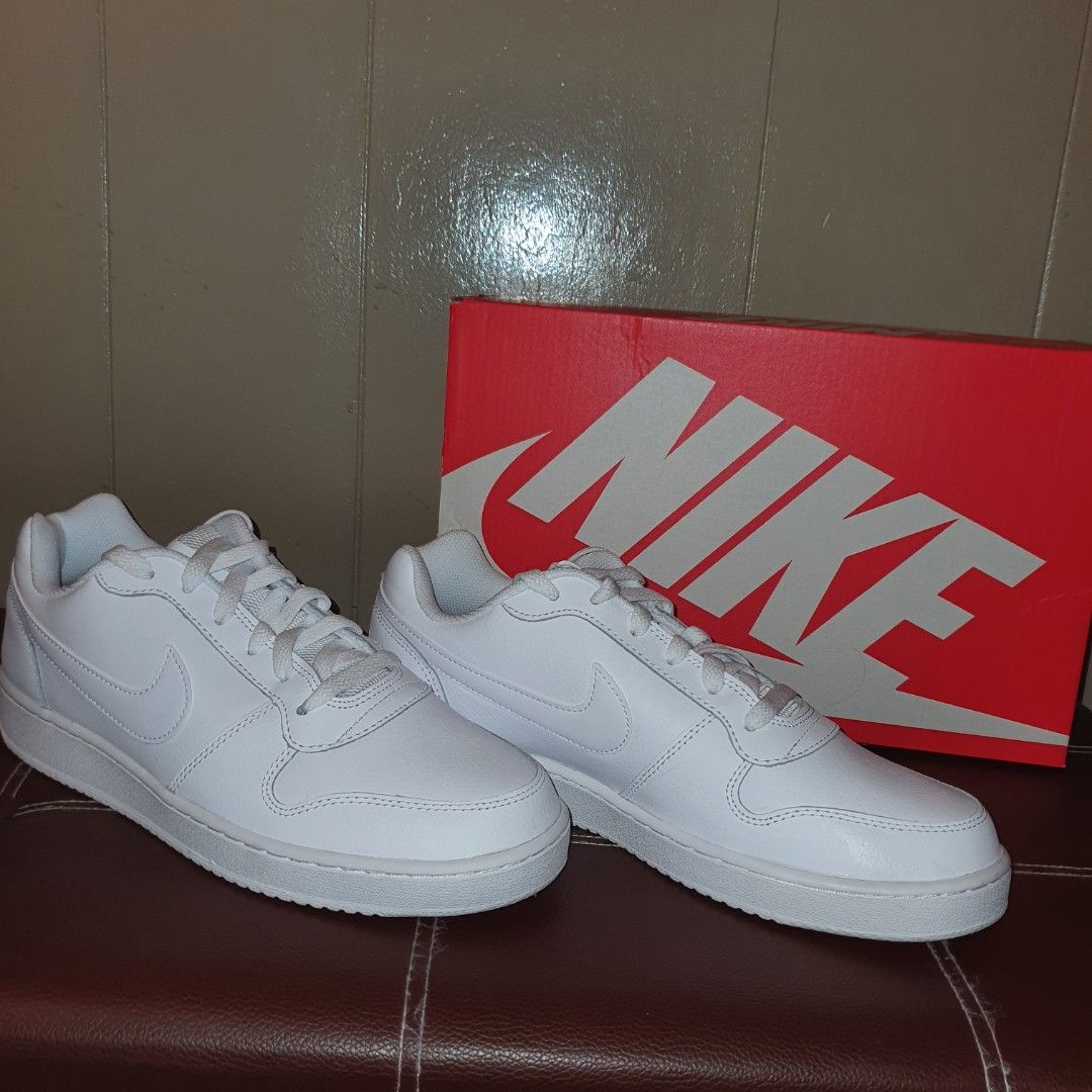 Nike ebernon us 10 white leather shoes (Category: Sneakers) located in Manila. Submitted by mr.fast (Listing ID 1404524529, Image 2). Description: Brand new This is available while posted price indicated is per unit Can be pick up asap at pasig Shipping is available upon your booking, payment must be directly made by you before leaving my place fix price, non negotiable already a bargain For sale only.