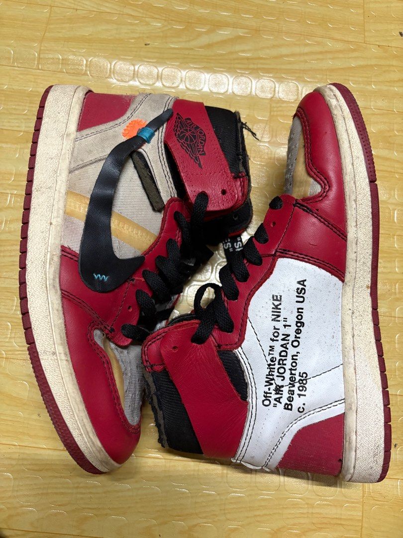 Nike x Off White Sb dunk shoes (Category: Sneakers) located in Bulacan. Submitted by thriftzey (Listing ID 1404487730, Image 1). Description: Us size 7.
