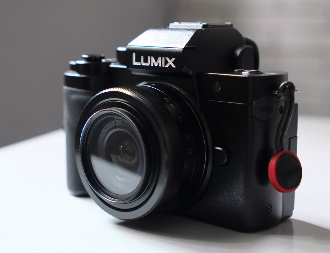 Panasonic LUMIX G100D Camera (Category: Cameras) located in Quezon City. Submitted by prelovedbygirliess (Listing ID 1404572040, Image 2). Description: 4k Mirrorless Camera with Micro Four Thirds Interchangeable Lens System, 12-32mm Lens, 5-Axis Hybrid I.S. Mint Condition, complete with box and accessories.