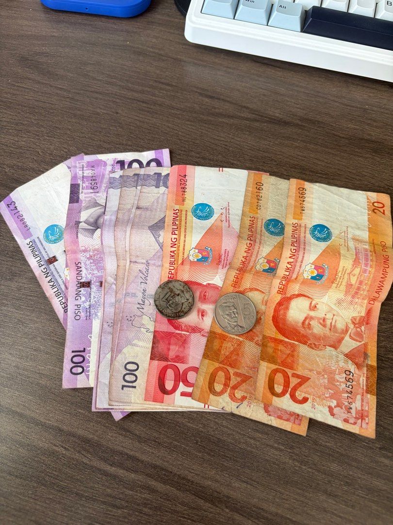 Philippine Peso $896, 興趣及遊戲, 收藏品及紀念品, 錢幣- Carousell