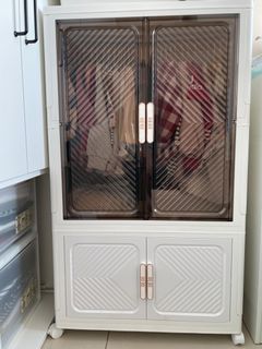 （分類：）位於 。 由 movinghomealan 提交（商品編號 1404537637，圖片 1）。簡介： 。