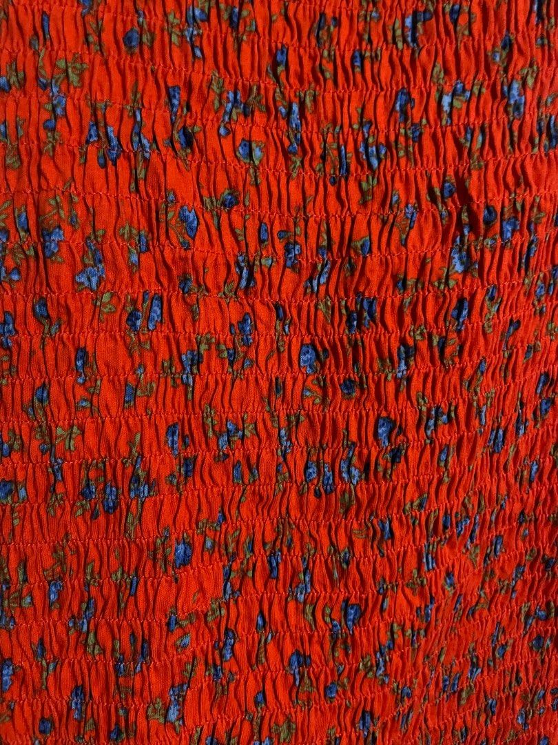 Printed Orange Body con dress knitted (Category: Dresses) located in Quezon City. Submitted by karylleanne (Listing ID 1404527584, Image 2). Description: Printed Orange Body con dress knitted -xs to small .