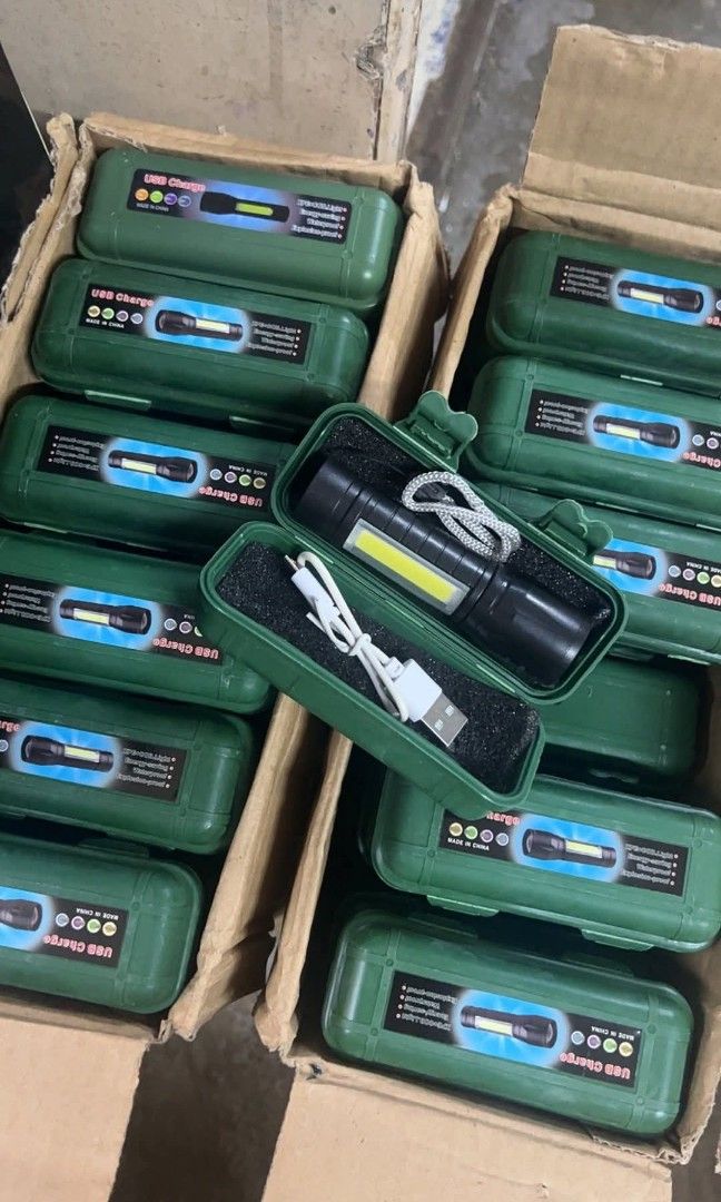 Rechargeable Mini Flashlight (Category: Flashes) located in Manila. Submitted by jashopp (Listing ID 1404464579, Image 2). Description: .