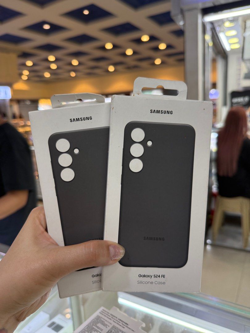 Samsung s24 Fe Case Gray only Original (Category: Cases & Sleeves) located in San Juan City. Submitted by mobileterritory2012 (Listing ID 1404477332, Image 1). Description: S24 fe original case Brandnew Location greehills theatremall.