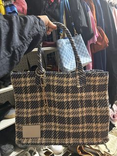 （分類：）位於 。 由 ritsusei 提交（商品編號 1404456409，圖片 1）。簡介： 。