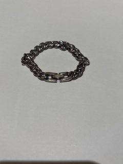 (Category: ) located in . Submitted by secondhandpieces (Listing ID 1404520234, Image 1). Description: .