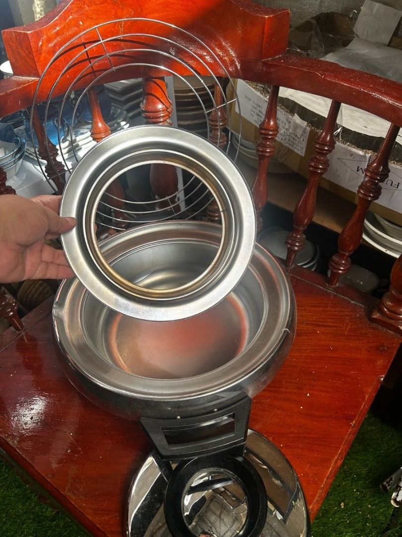 Stainless Deep Fryer with Strainer (Category: Cookware & Accessories) located in General Mariano Alvarez. Submitted by kapitbahayfinds (Listing ID 1404555848, Image 3). Description: 🍳 Stainless Deep Fryer with Strainer 📝 Description: Stainless steel deep fryer with matching strainer insert | Durable, easy to clean, and great for frying small to medium batches of food | Ideal for tempura, fries, chicken, and other kitchen favorites | Preloved in