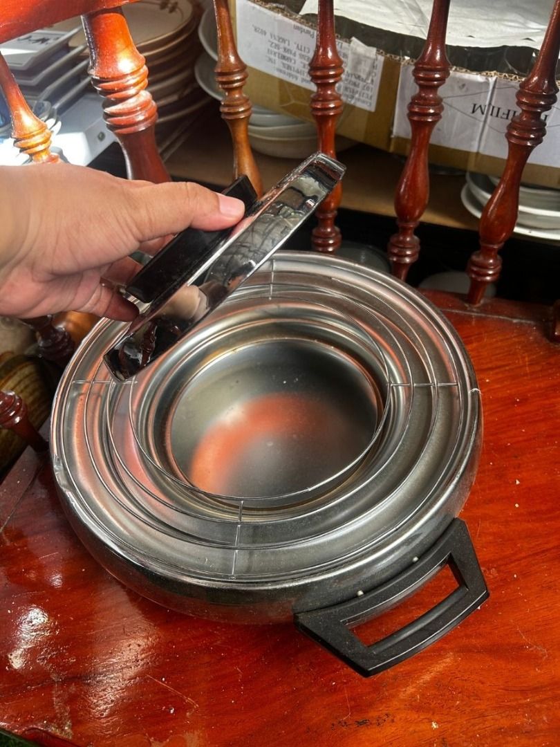 Stainless Deep Fryer with Strainer (Category: Cookware & Accessories) located in General Mariano Alvarez. Submitted by kapitbahayfinds (Listing ID 1404555848, Image 2). Description: 🍳 Stainless Deep Fryer with Strainer 📝 Description: Stainless steel deep fryer with matching strainer insert | Durable, easy to clean, and great for frying small to medium batches of food | Ideal for tempura, fries, chicken, and other kitchen favorites | Preloved in