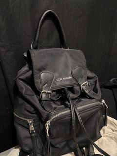 (Category: ) located in . Submitted by ysl.ch (Listing ID 1404523691, Image 1). Description: .