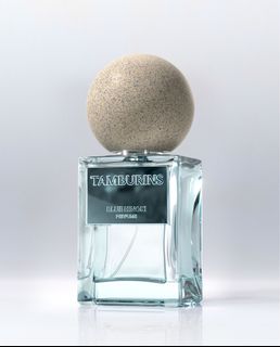 (Category: ) located in . Submitted by latitude_parfums (Listing ID 1404526523, Image 1). Description: .