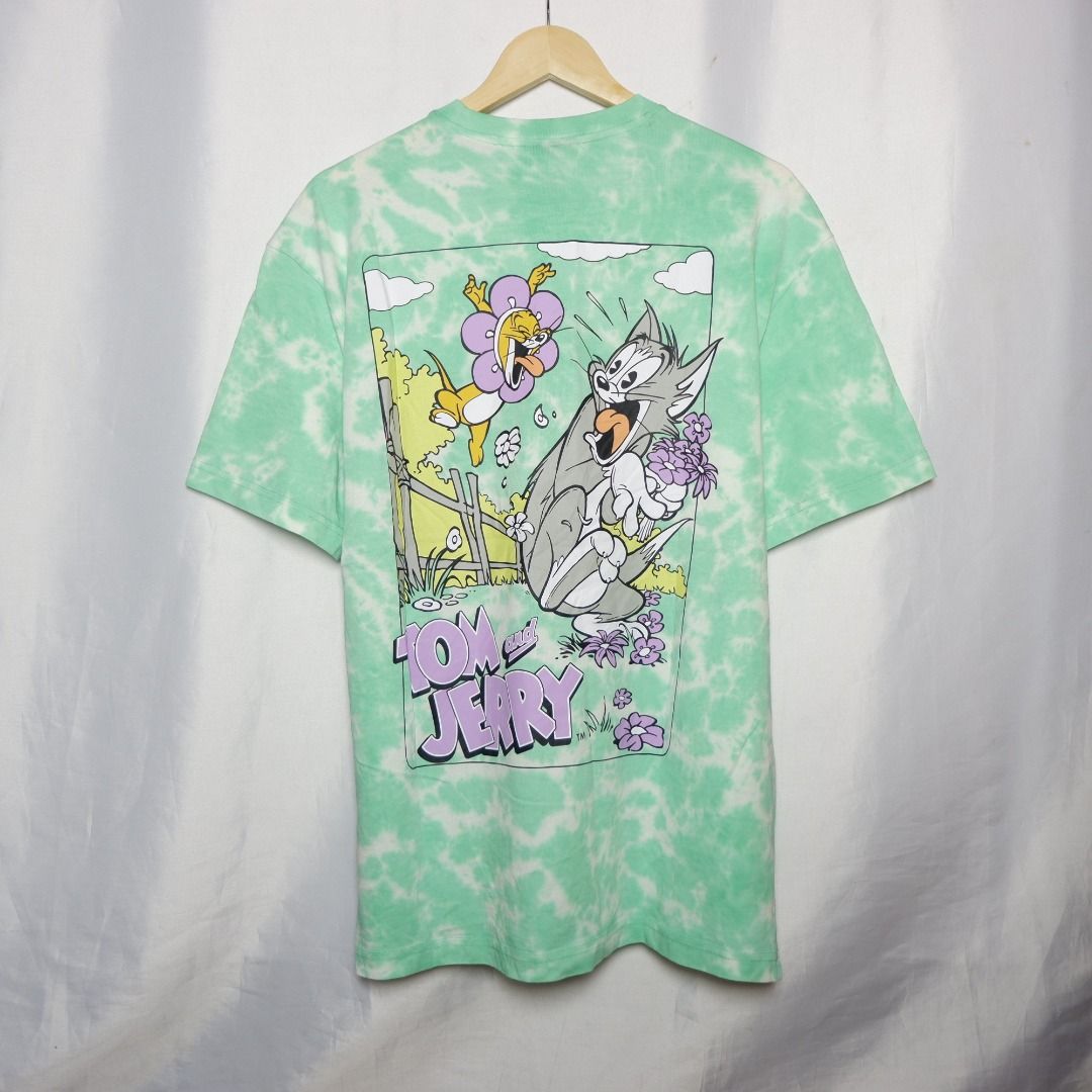 Tom and Jerry Tie-Dye T-Shirt (Category: Tshirts & Polo Shirts ) located in Bacoor. Submitted by miladyph (Listing ID 1404400857, Image 1). Description: HM Tom & Jerry backprint M(1) 28.5"L 21" W.