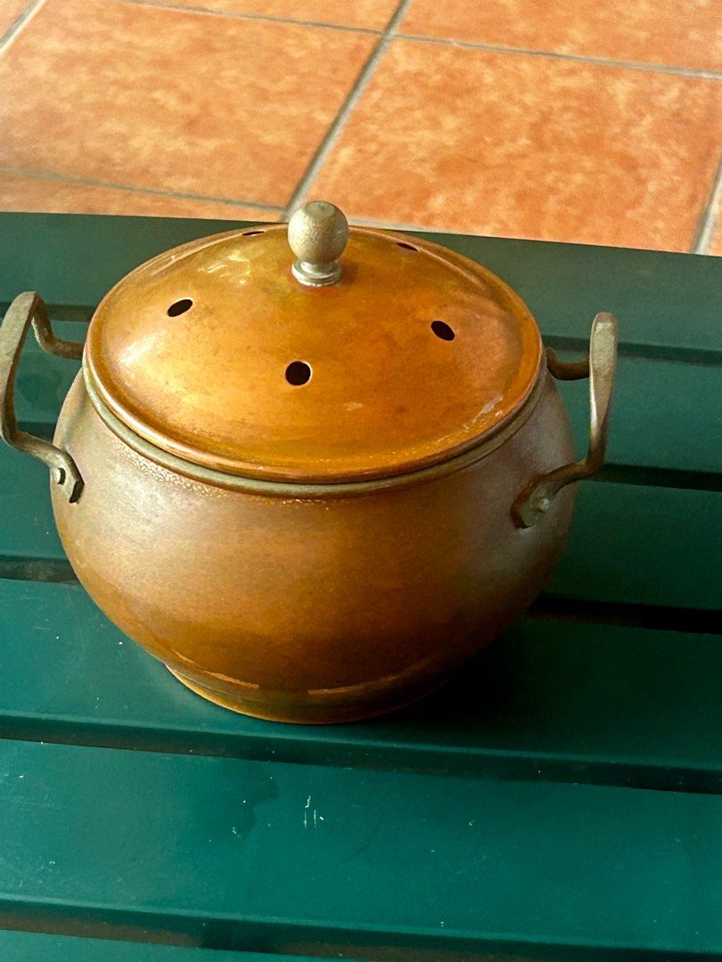 Vintage Copper and Brass Kettles (Category: Kettles & Airpots) located in Las Pinas. Submitted by rjmwings (Listing ID 1404503595, Image 3). Description: Vintage Copper Kettle Set Bought in a flea market in Brooklyn, New York in 1997 - Large kettle with ceramic handle and lid knob - Small copper pot with lid - Copper watering can All items are made of metal. Perfect for display in the kitchen or dining area For collectors of copper items.
