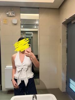 (Category: ) located in . Submitted by cc.declutters (Listing ID 1404374810, Image 1). Description: .