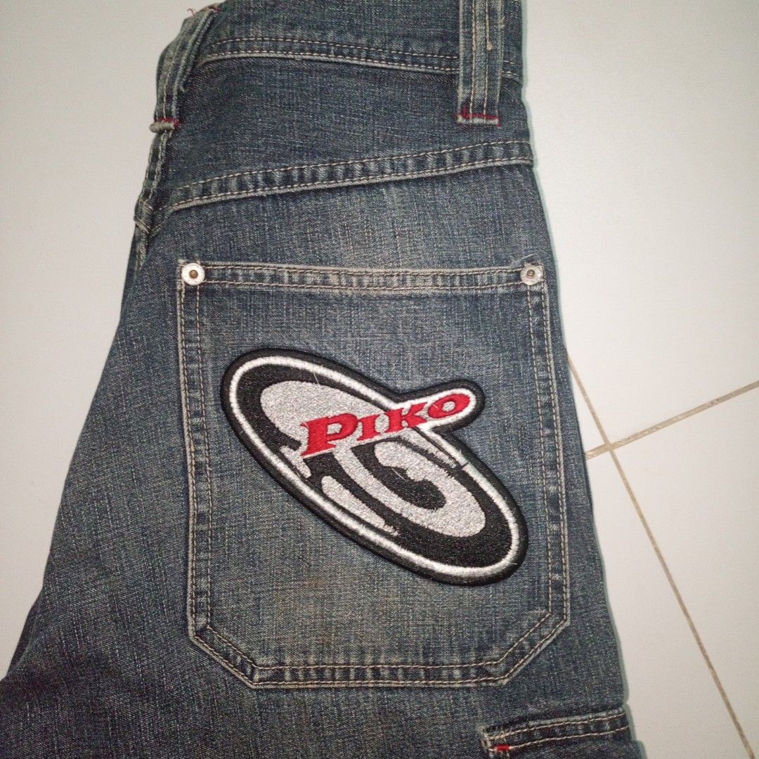 Y2k piko baggy jeans (Category: Jeans) located in Manila. Submitted by rizu09 (Listing ID 1404542633, Image 1). Description: inbroid logo desgin baggy 4 pocket complete tags vintage pm for more information jnt para sa malayo meet up around San Jose..