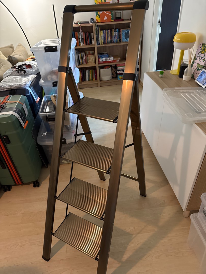 4 Rung Steps 4 rung Foldable Step Ladder - Bronze, Furniture & Home Living, Home ...