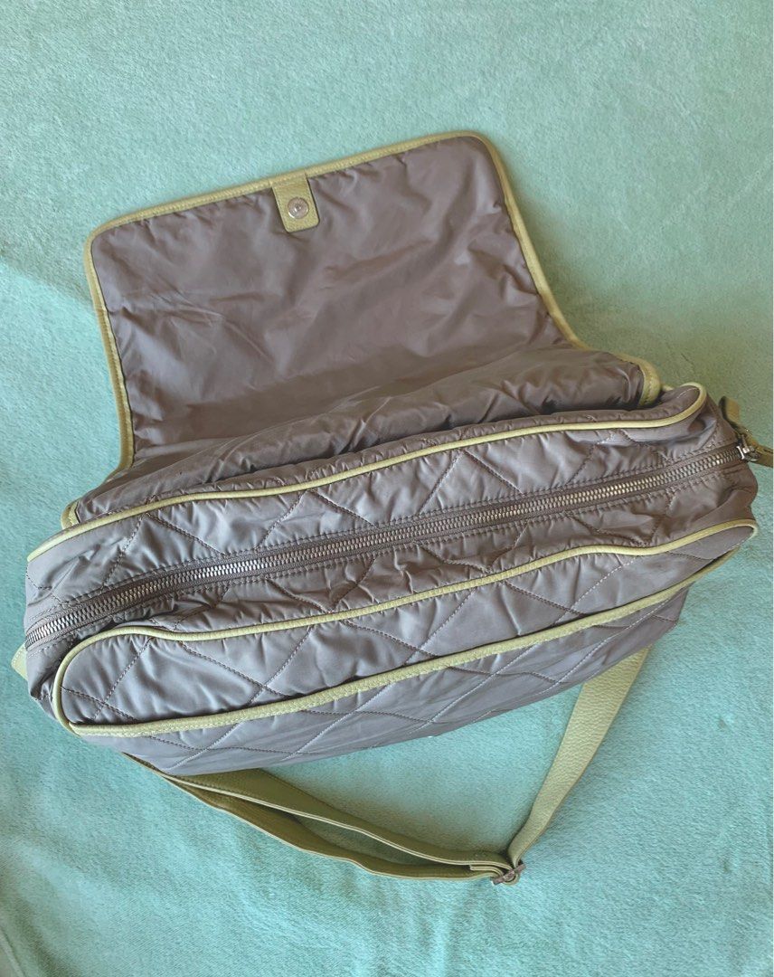 RARE AUTHENTIC MCM LAPTOPBAG / MESSENGER BAG (Category: Luxury Bags & Wallets) located in San Ildefonso. Submitted by ownexboujeebags (Listing ID 1404649357, Image 3). Description: 👜 AUTHENTIC/ORIGINAL LAPTOP - MESSENGER BAG 👜 In Very Good Condition, Clean Inside & Outside 👜 Leather and Pipes inside and outside are intact 👜 Turnable Screw with white tag NOT REPLICA, OEM, TOP GRADE QUALITY, AUTHENTIC QUALITY or Any other Terms to DENOTE FAKE!.