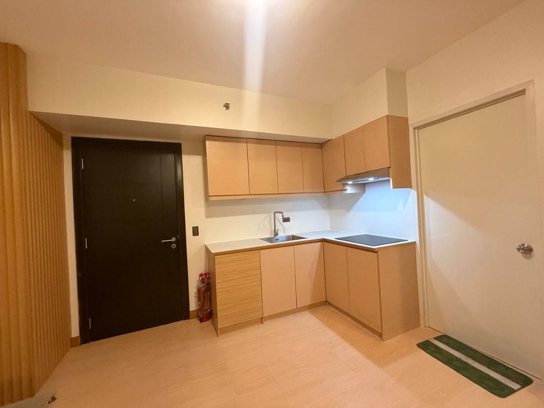 Avida Cityflex Tower 1 - Studio Unit (Category: Apartments & Condos) located in Manila. Submitted by call_09053601049 (Listing ID 1404762735, Image 3). Description: Avida CityFlex Tower 1 | Studio Unit | 38 sqm | ₱8.5M ✨ FOR SALE | Brand New Minimalist Studio | BGC 📍 Avida CityFlex – Tower 1 7th Avenue corner Lane T, Bonifacio Global City, Taguig 🏡 Property Details: 🛏️ Studio Unit (Brand New, Minimalist Style) 📐 38 sqm 🏢 11th Floor 🛋️ Fully