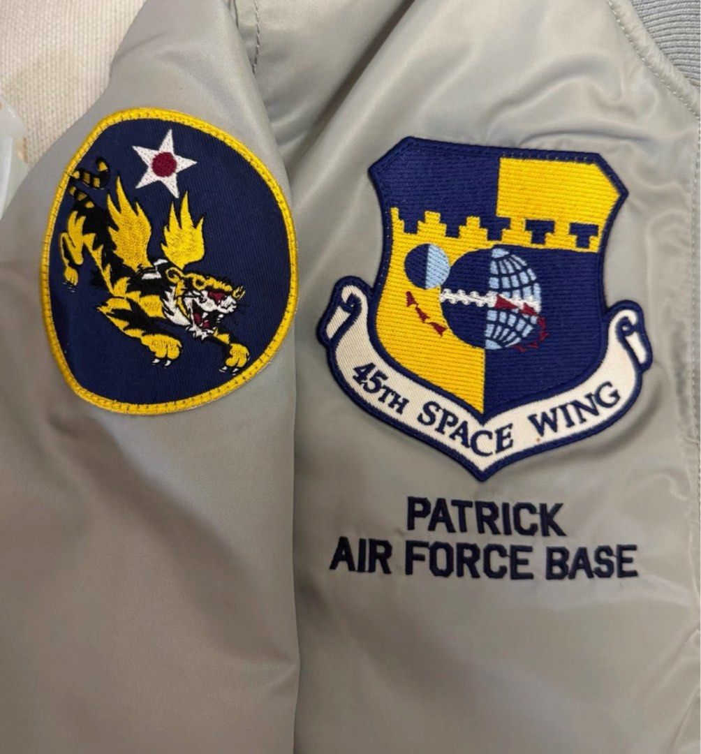 AVIREX 45TH SPACE WING US AIR FORCE MA-1 Excellent condition