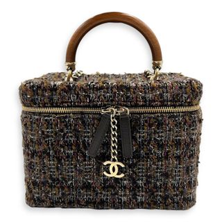 (Category: ) located in . Submitted by carousellluxury (Listing ID 1390258767, Image 1). Description: .